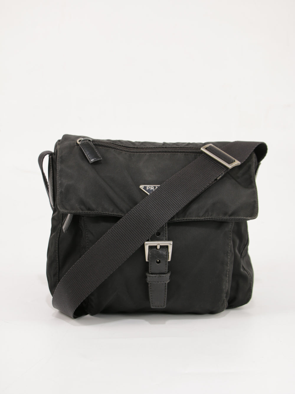 Single Buckle Messenger