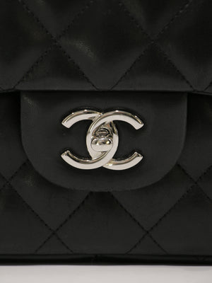 Jumbo Classic Flap
