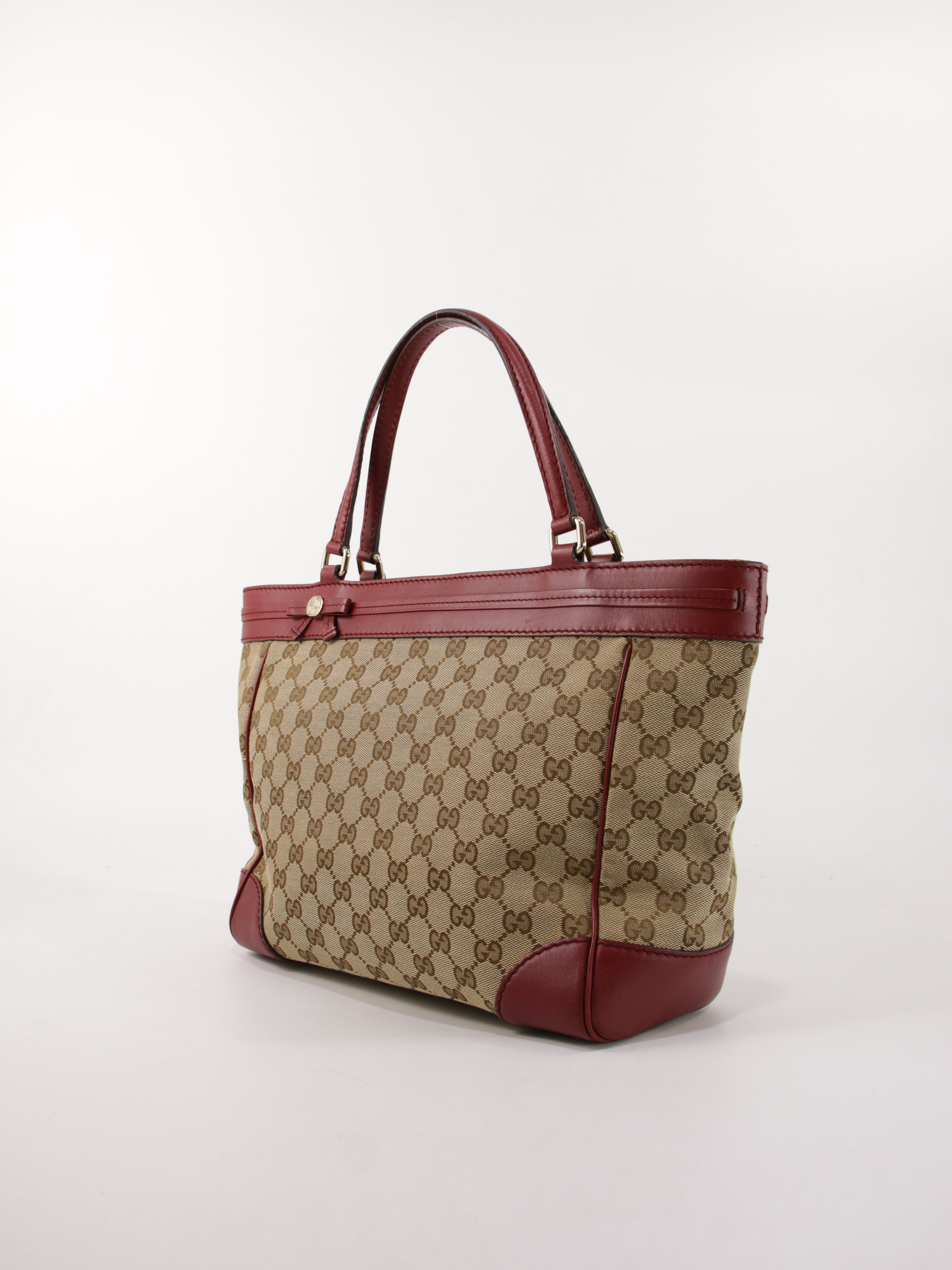 Gucci Shoulder Bag