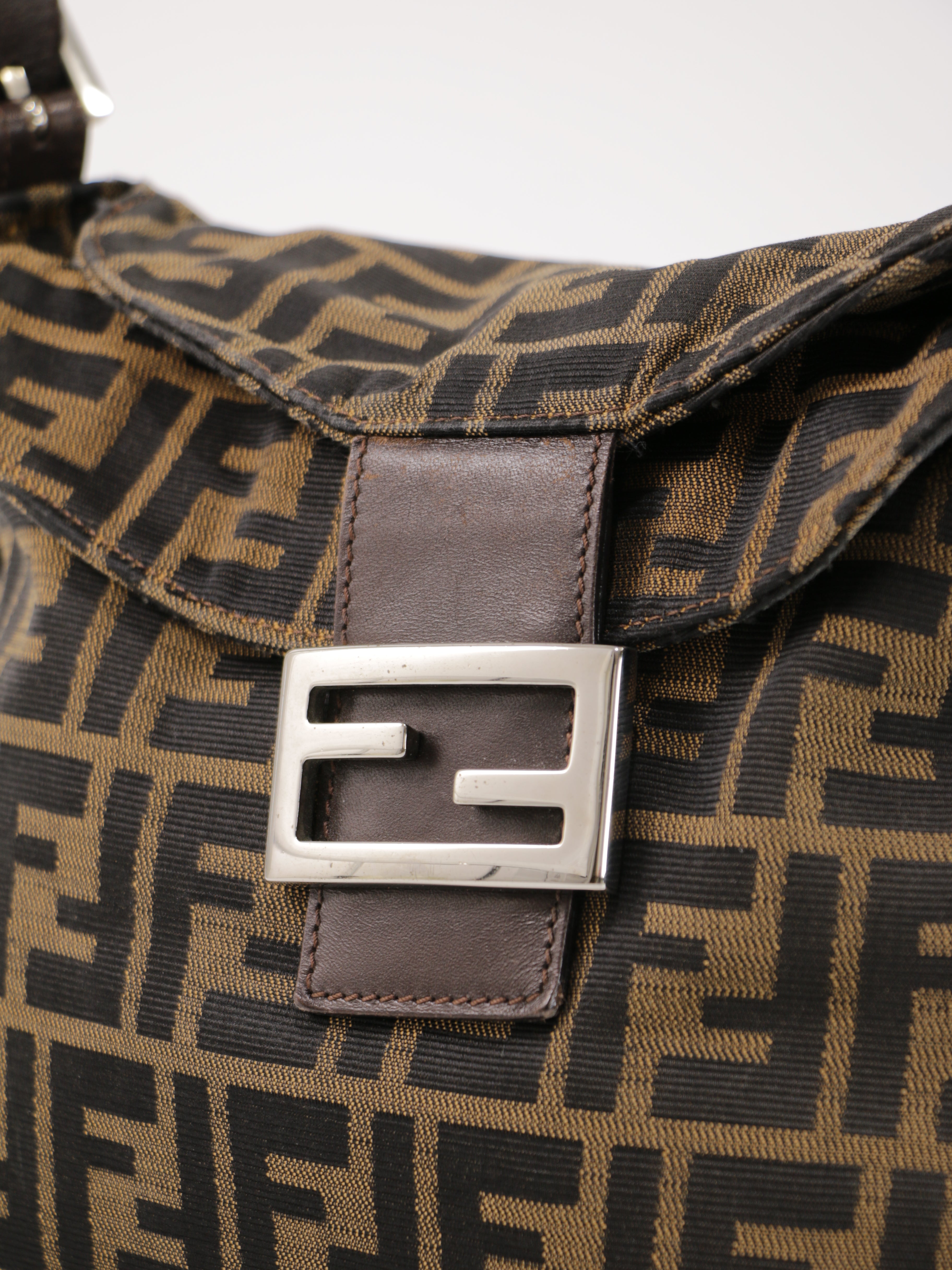 Fendi Double Flap Mamma