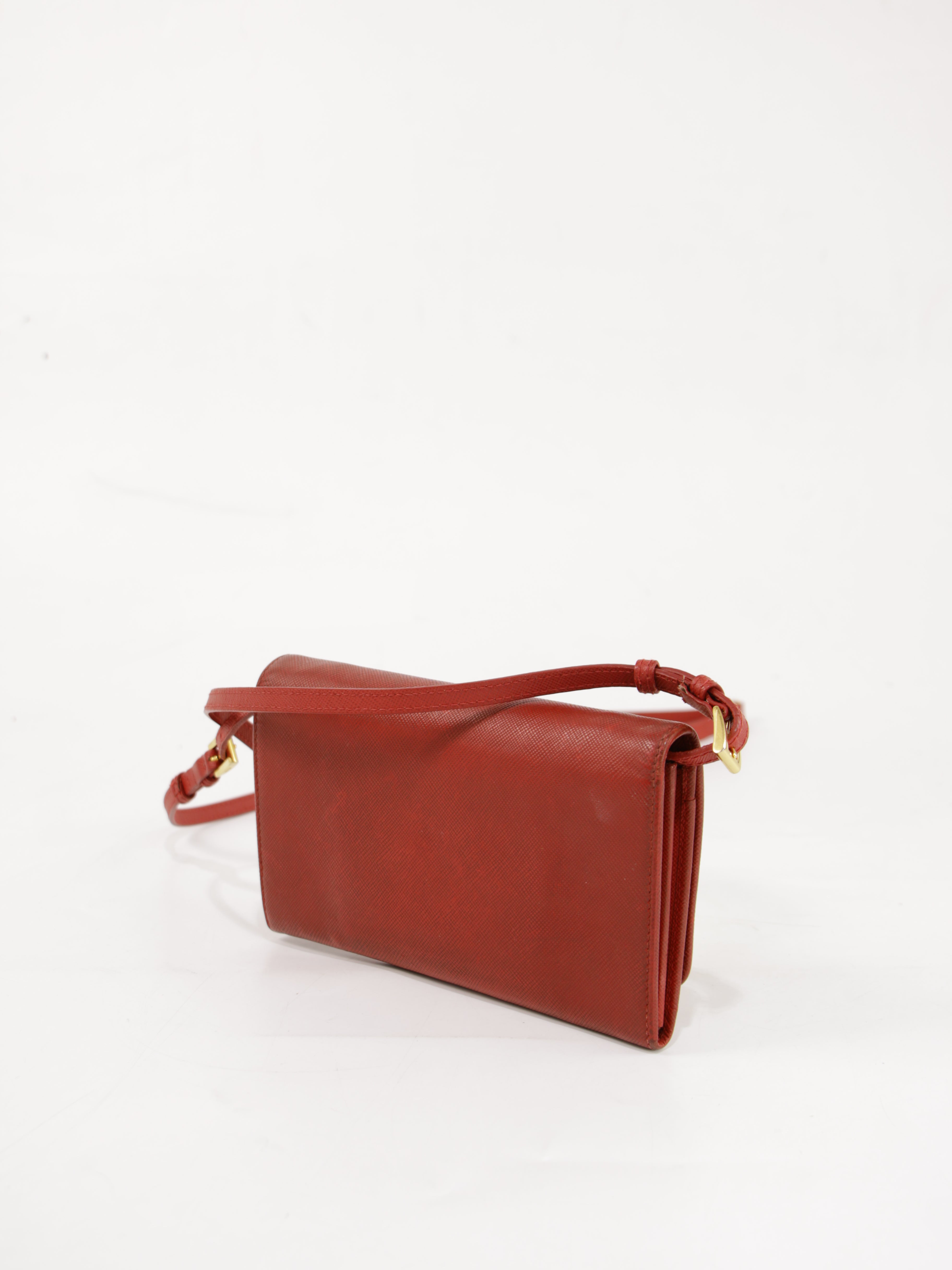 Prada Crossbody bag Red Leather | Ref. 16854 – Collector's Cage