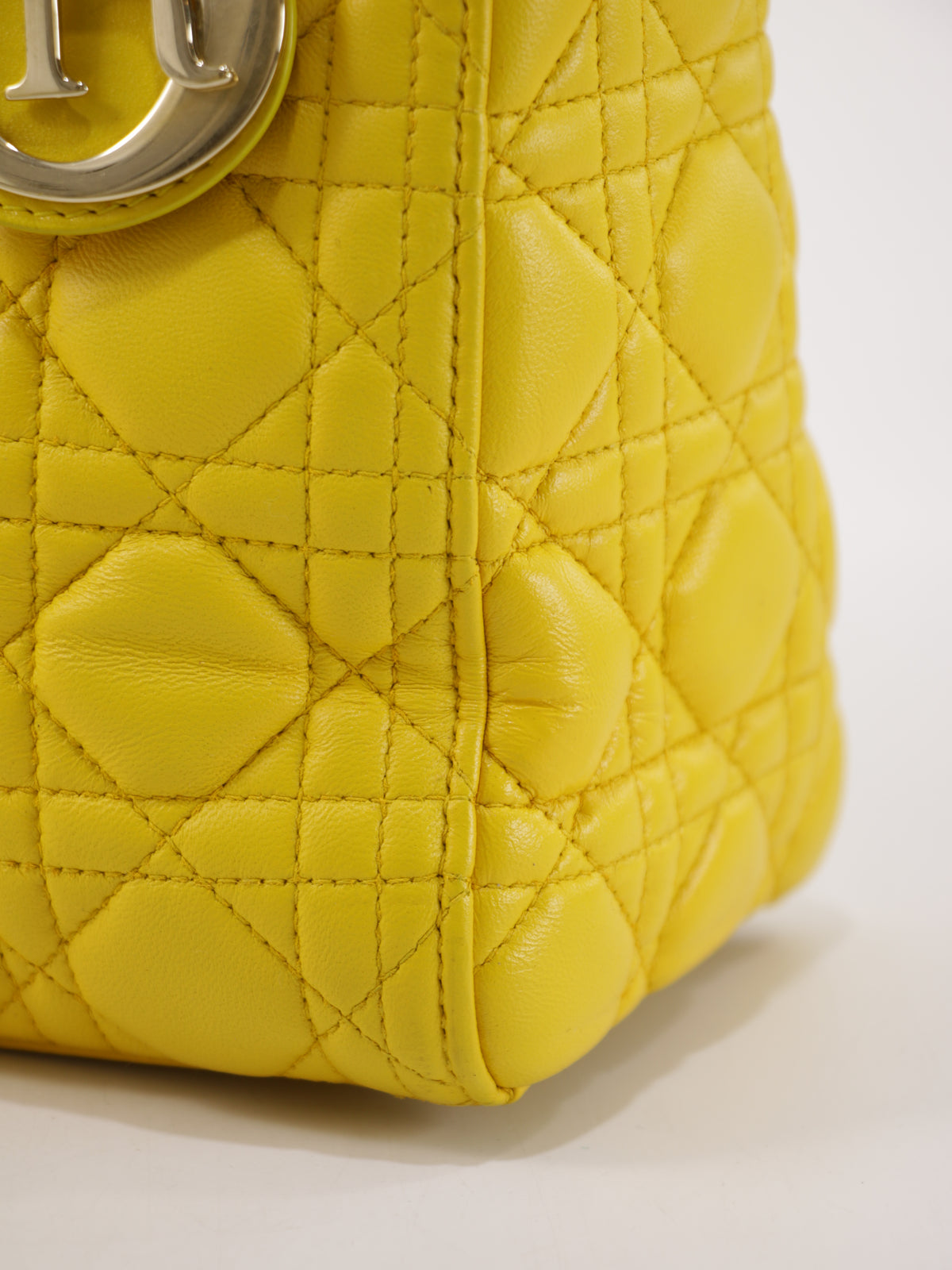 Christian Dior Medium Lady Dior