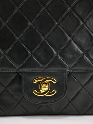 Medium Classic Flap