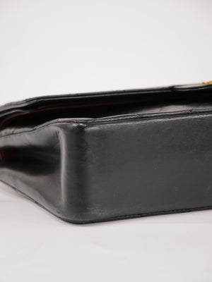 Medium Classic Flap