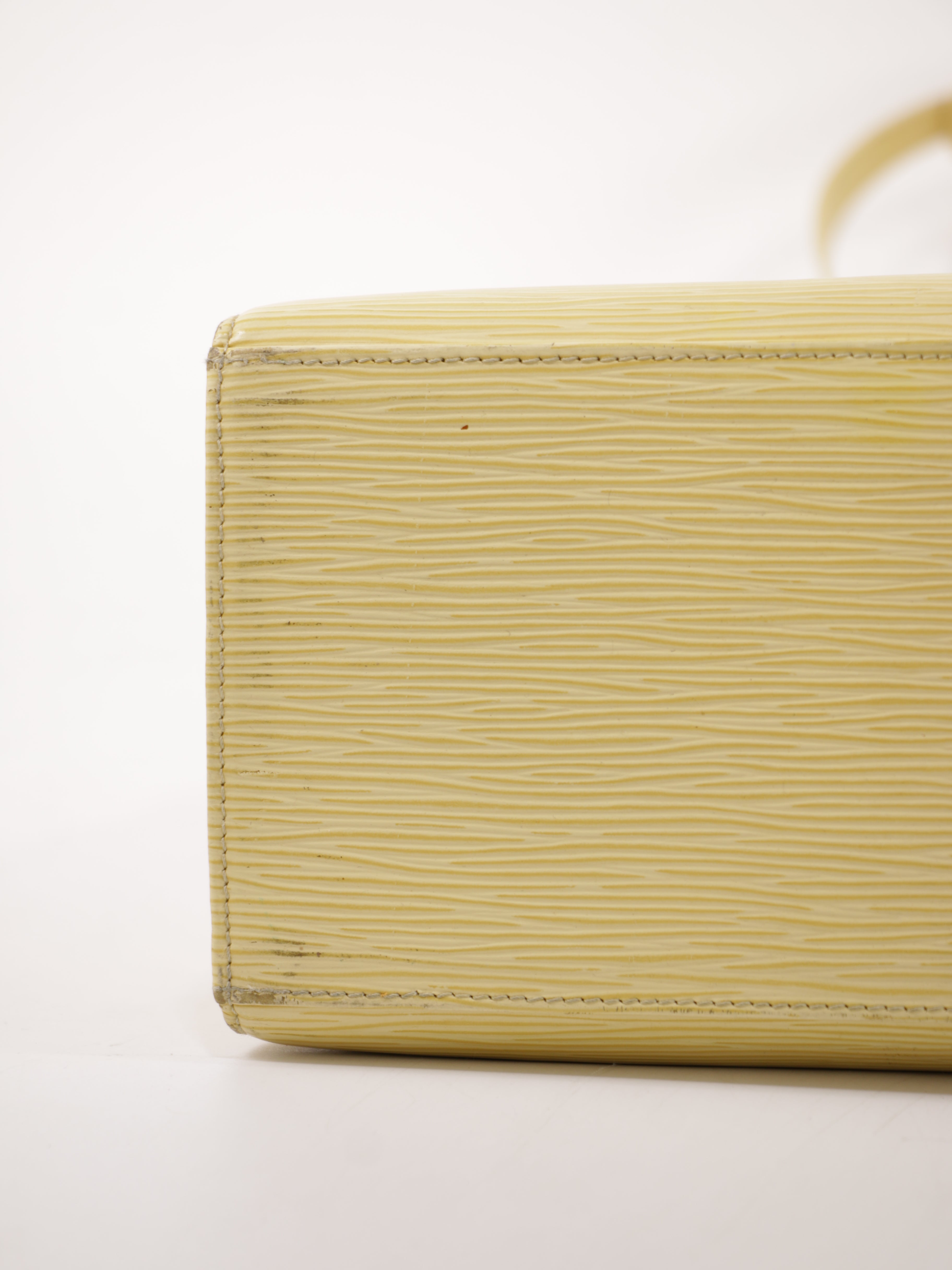 Louis Vuitton Shoulder Bag