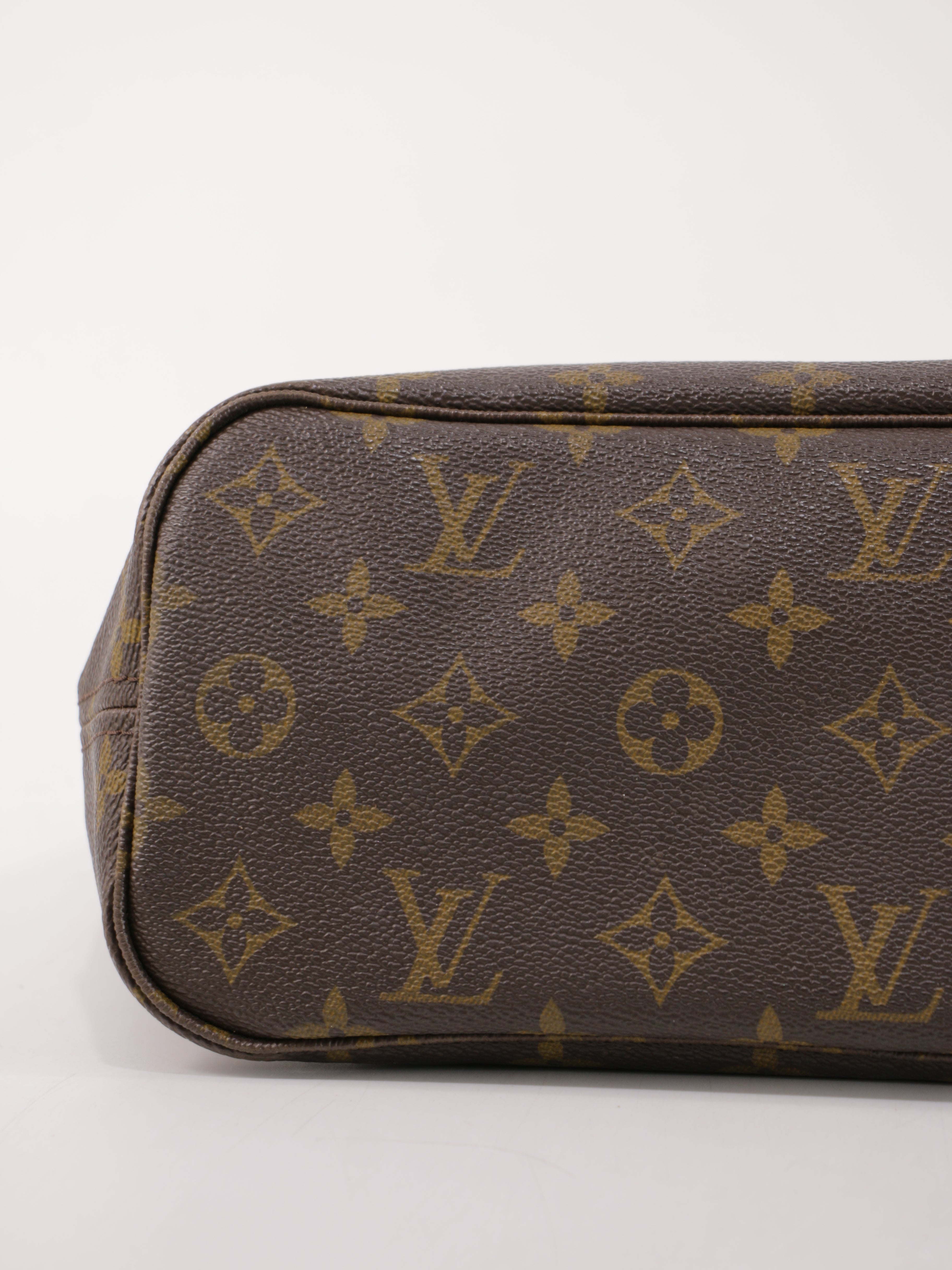 Louis Vuitton Neverfull PM