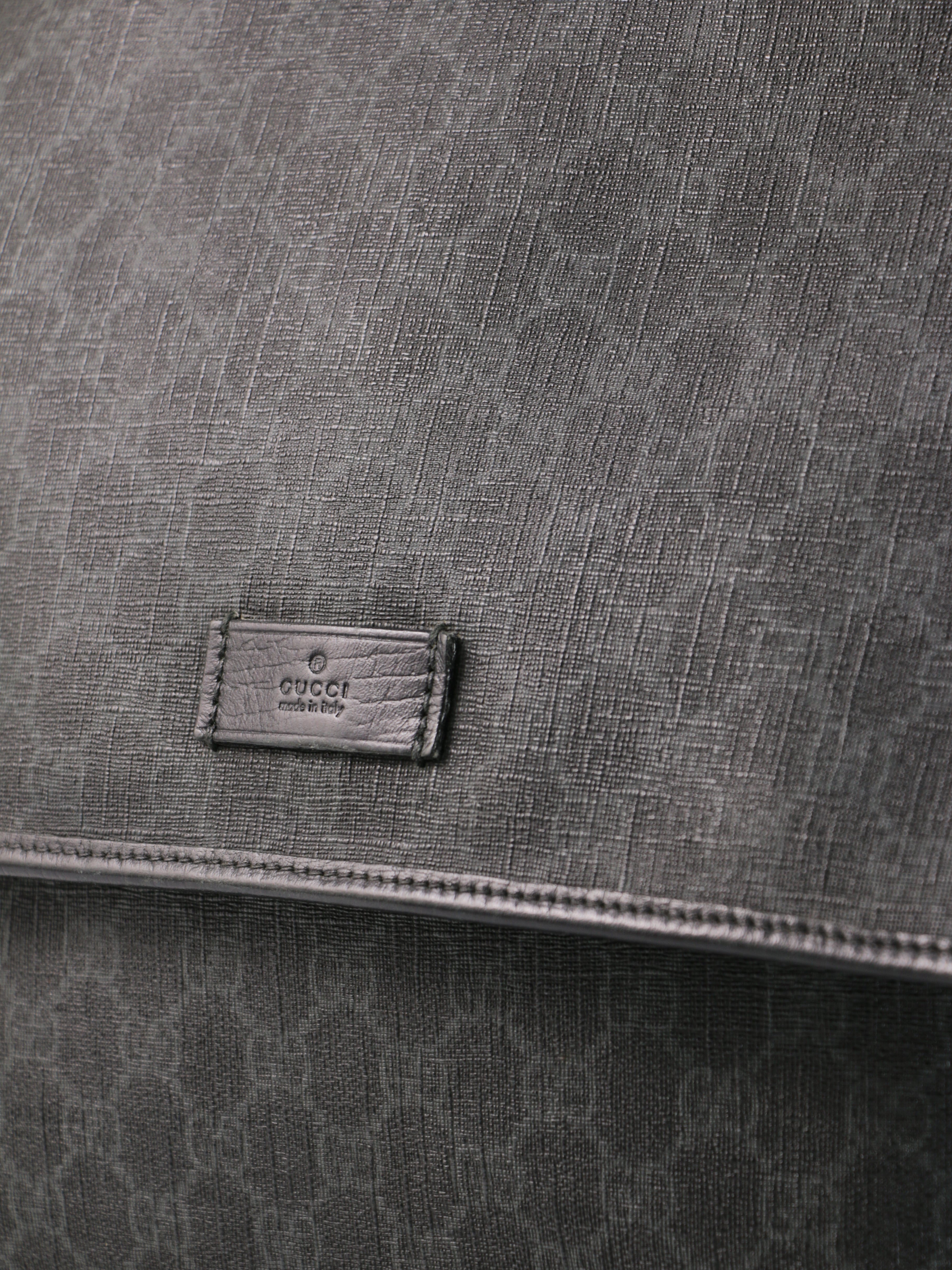 Gucci Crossbody Bag