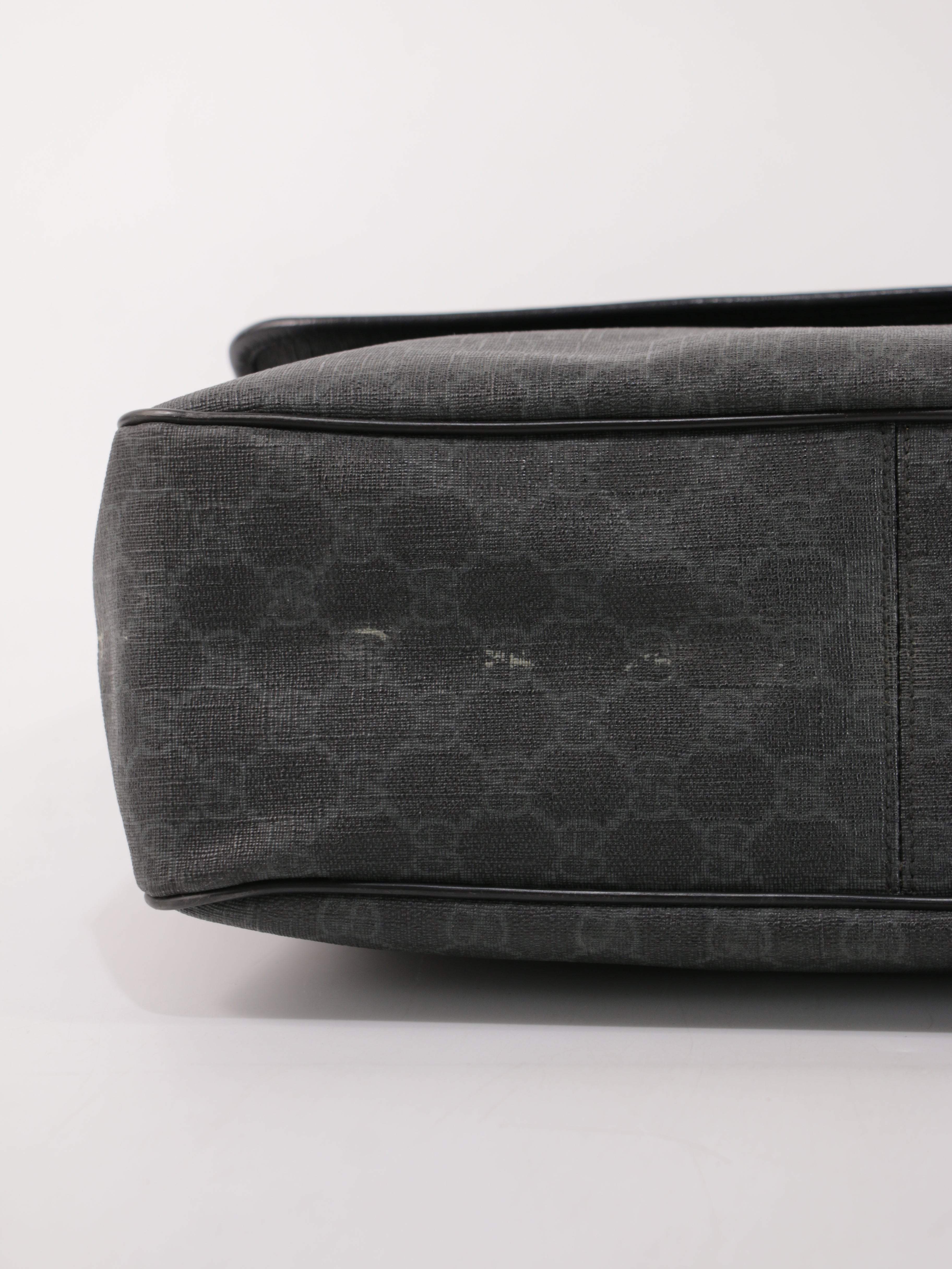 Gucci Crossbody Bag