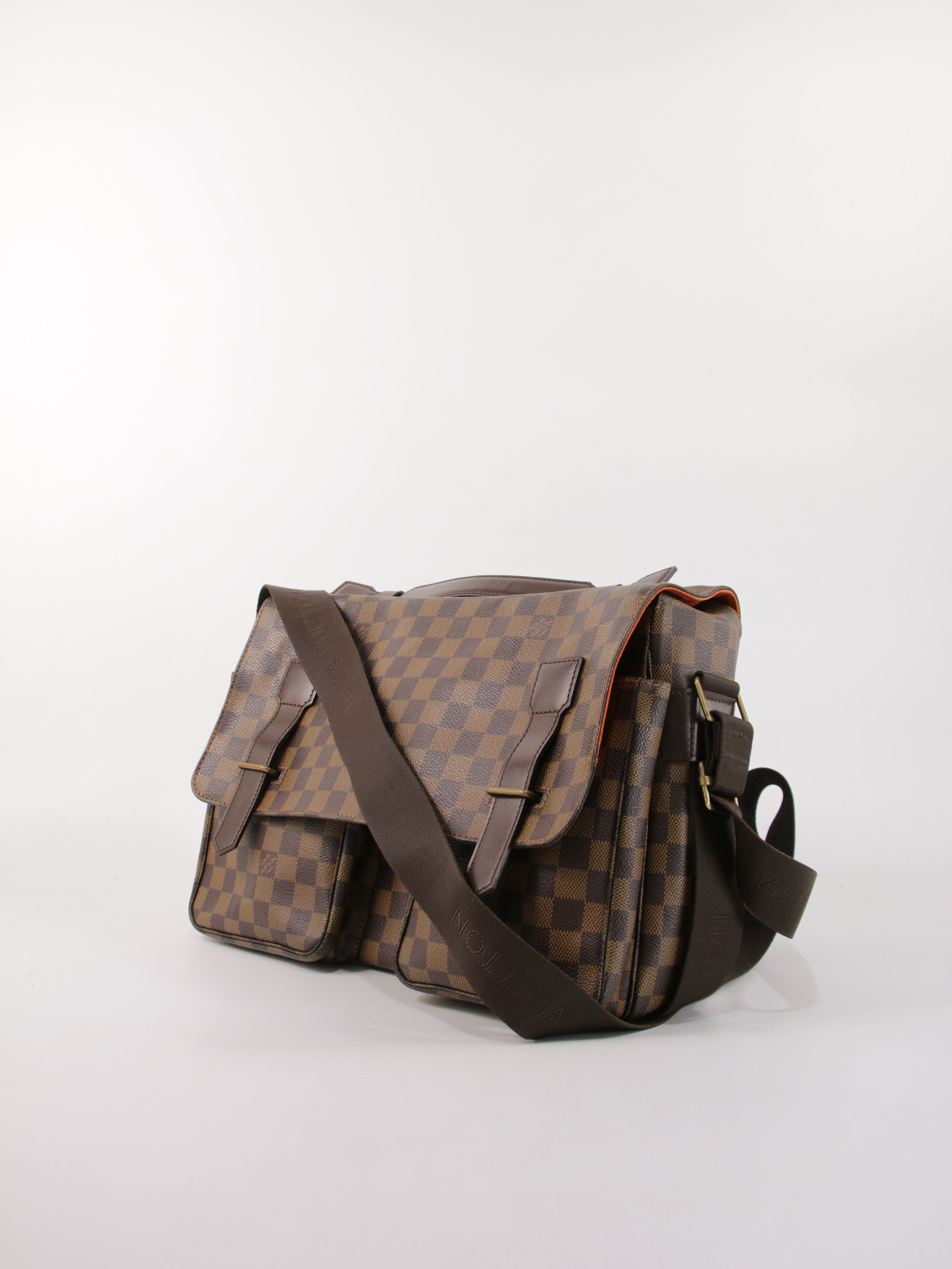 Louis Vuitton Broadway