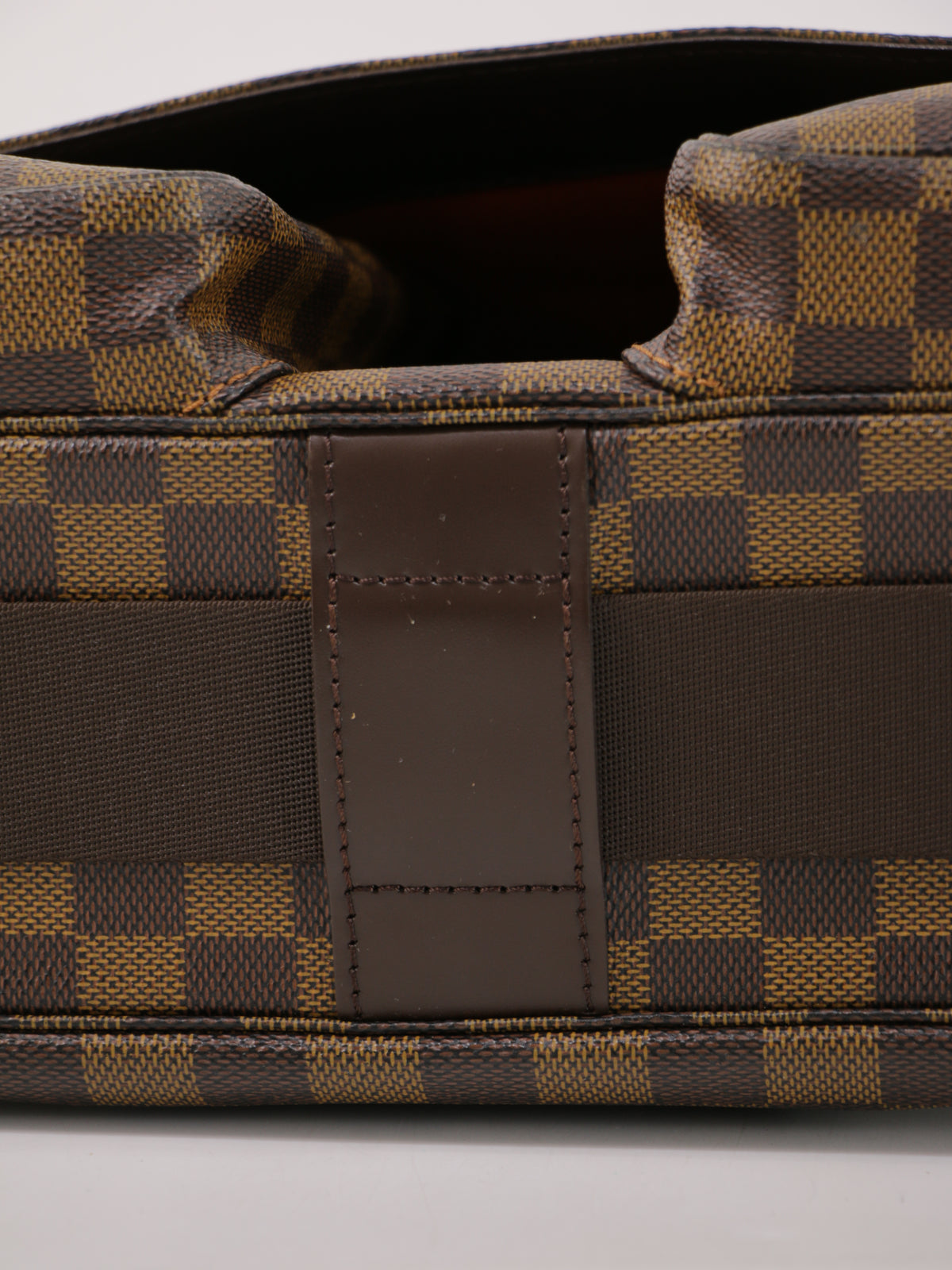 Louis Vuitton Broadway