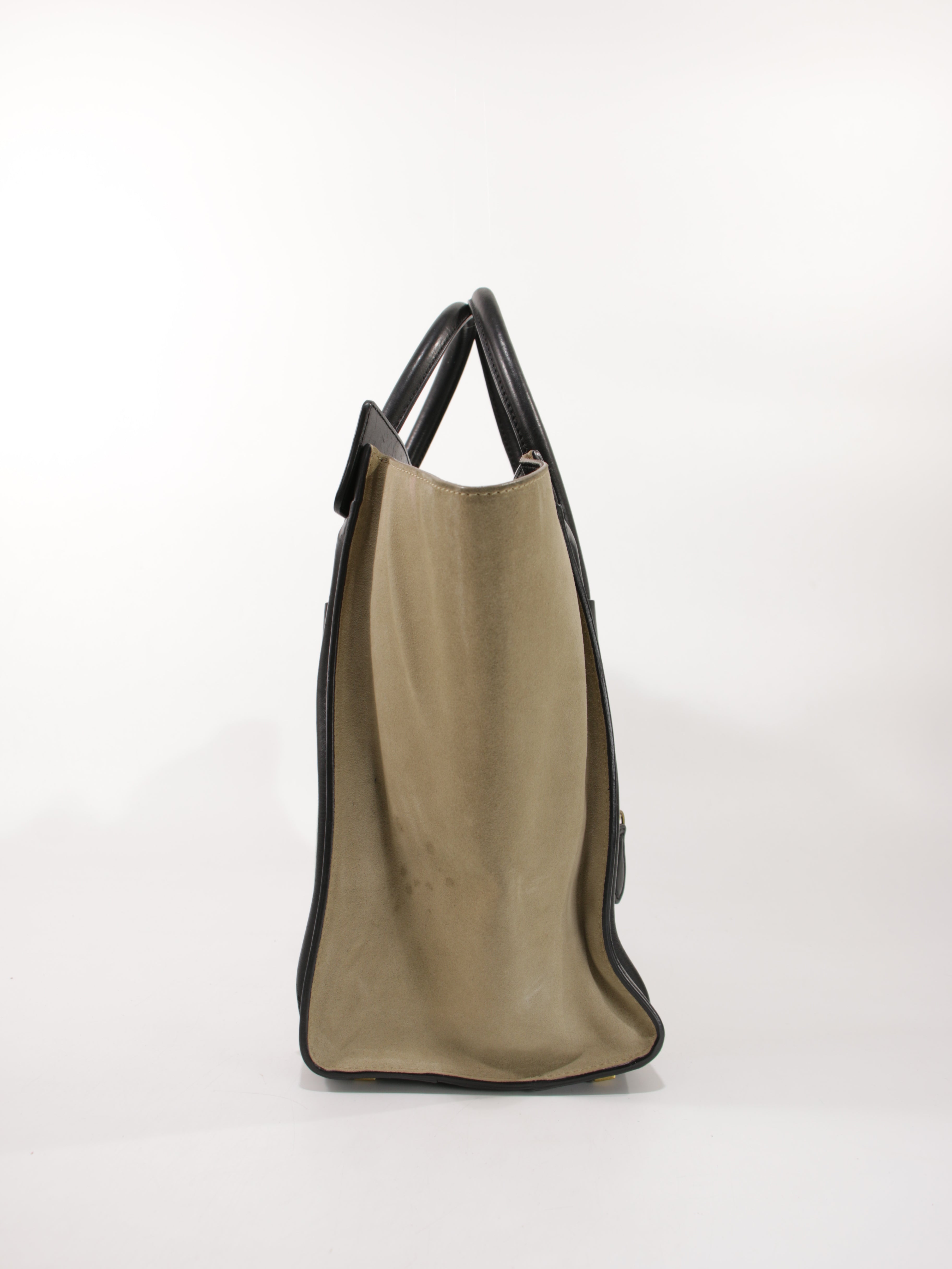 Medium Luggage