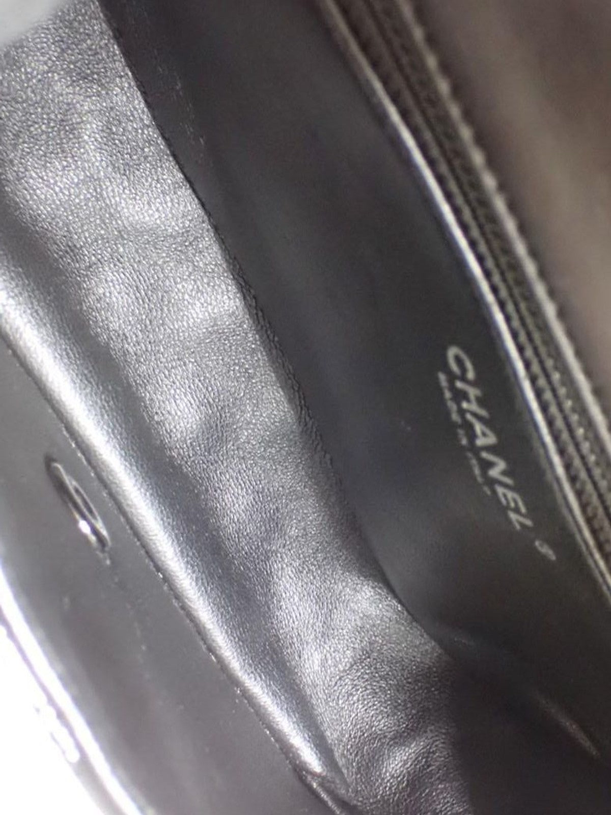 Medium Single Flap