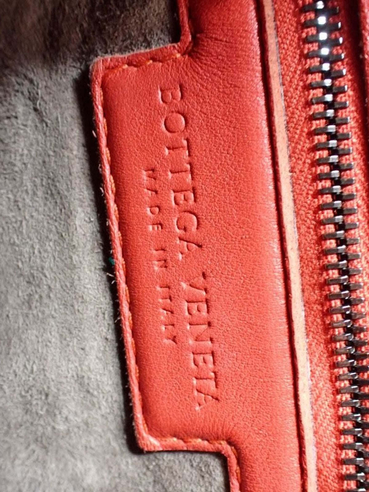 Bottega Veneta Medium Hobo
