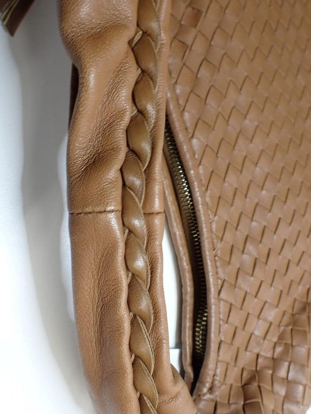Bottega Veneta Medium Hobo