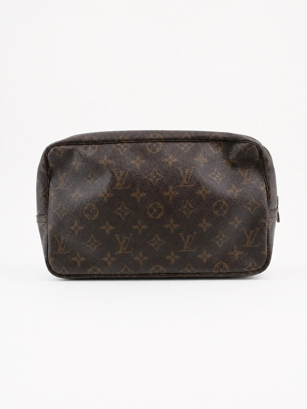 Cosmetic pouch