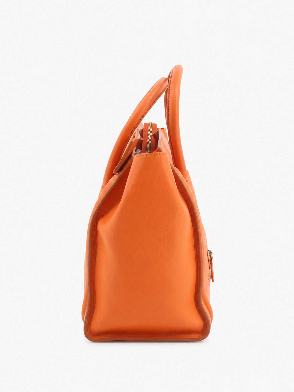 Medium Luggage