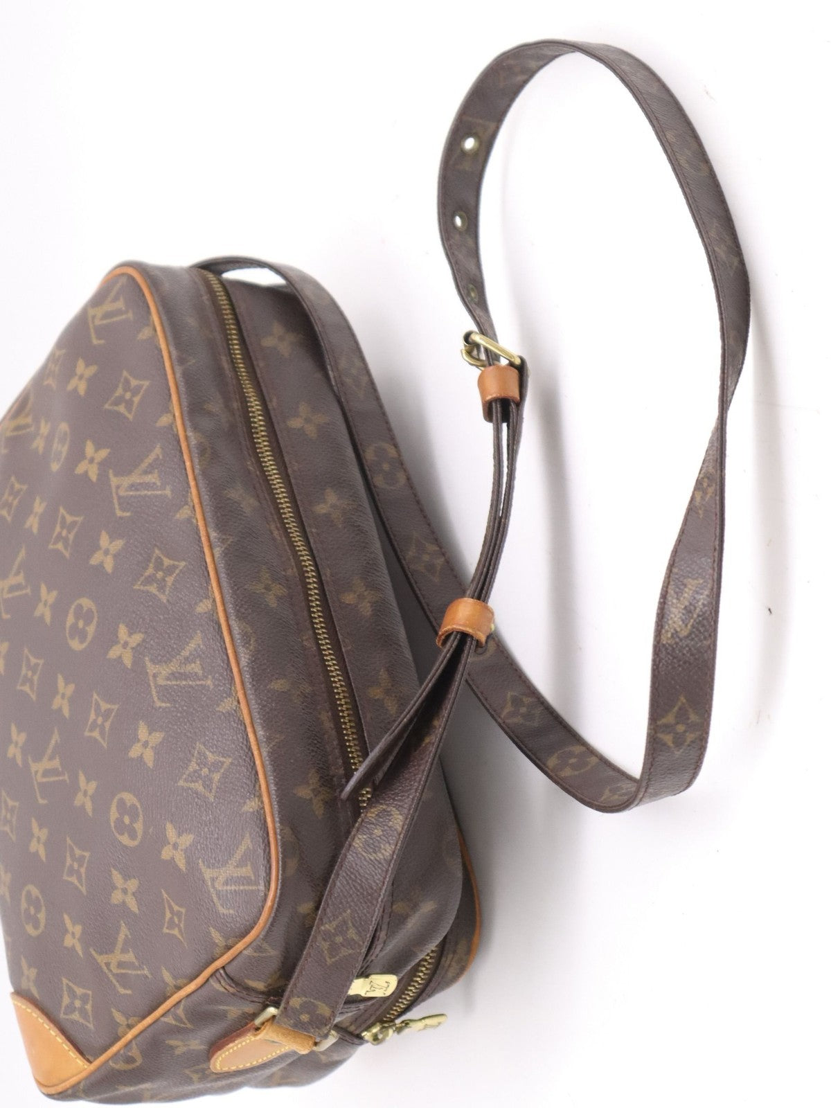 Louis Vuitton Nile PM