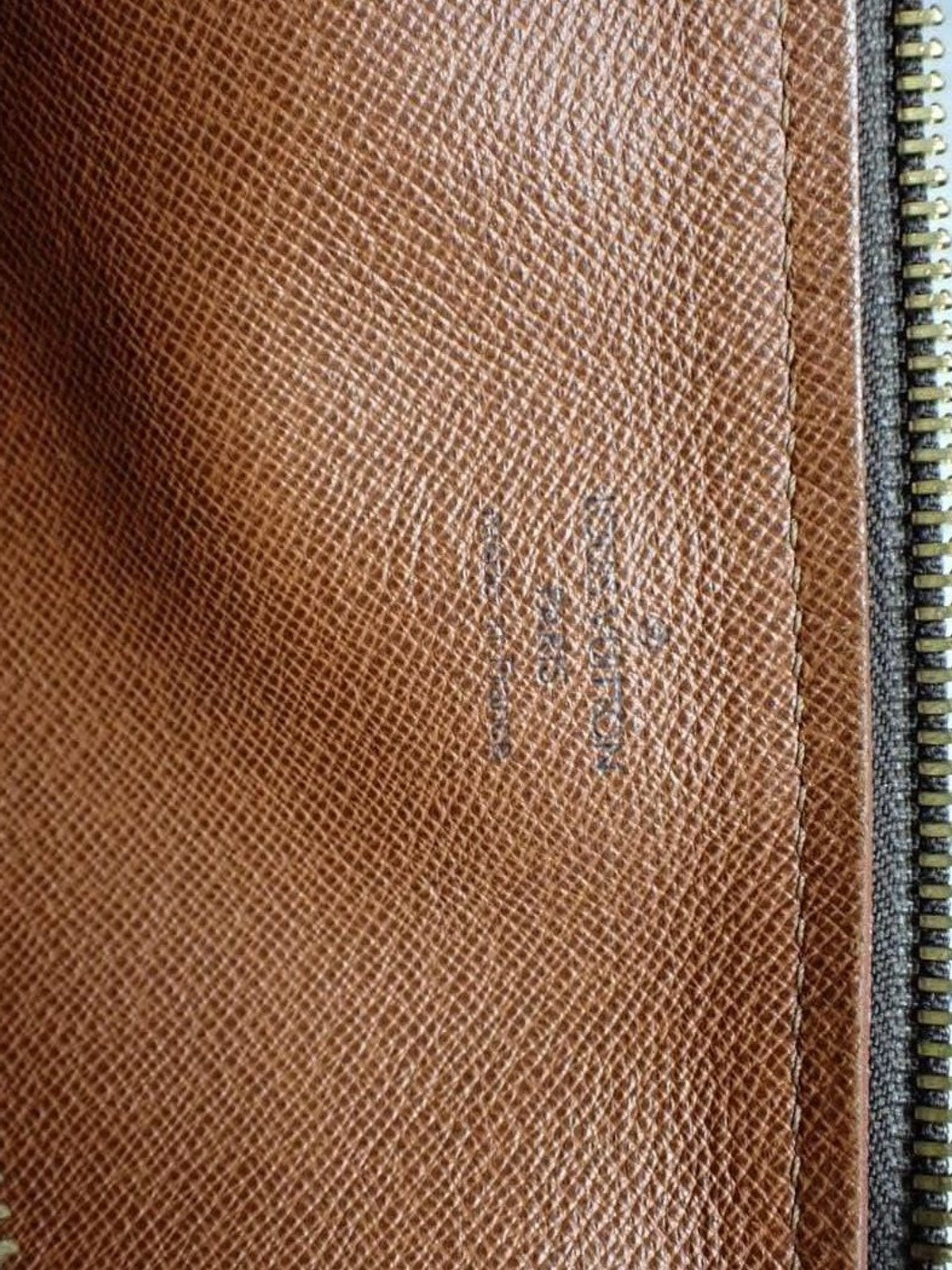 Louis Vuitton Papillon 30