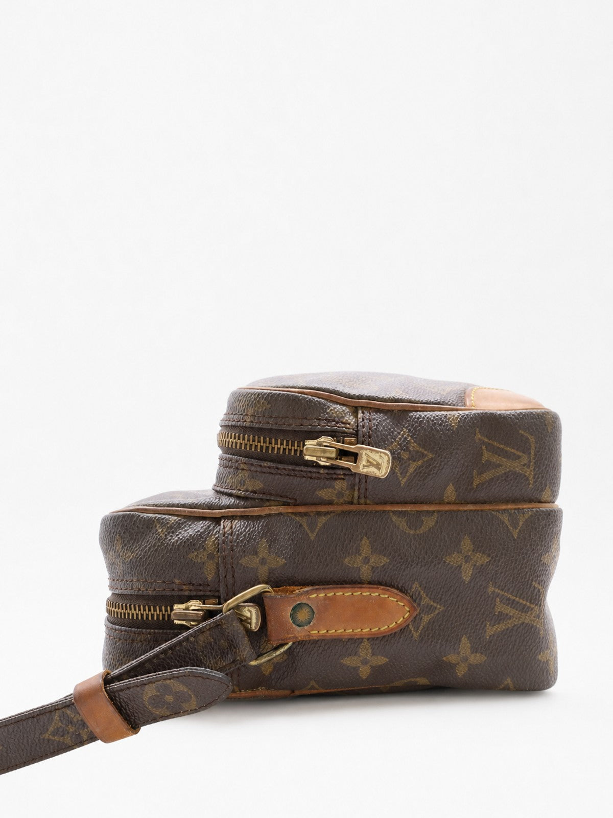 Louis Vuitton Nile PM