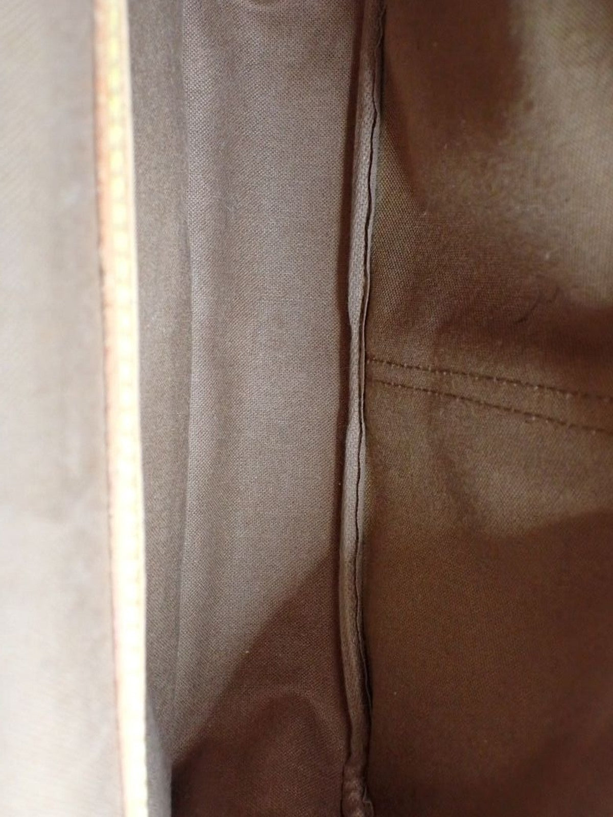 Louis Vuitton Gibeciere PM