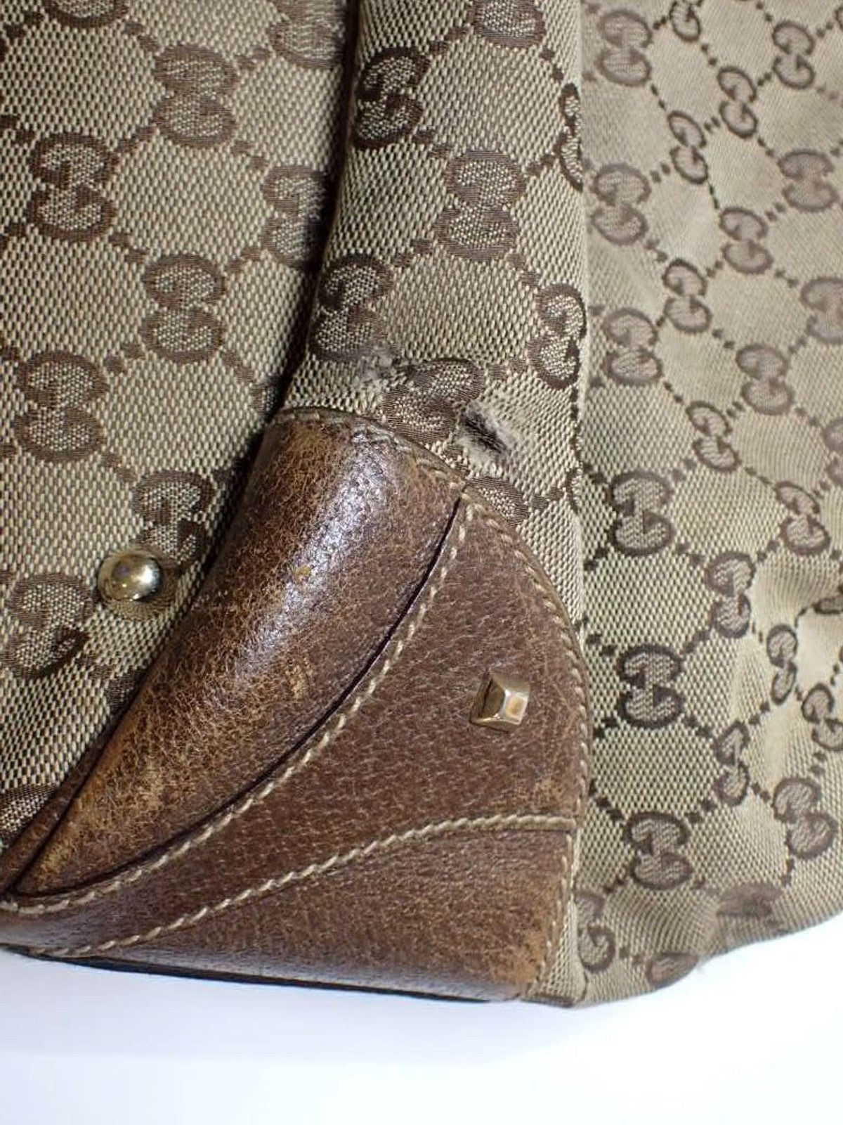 Gucci Shoulder Bag