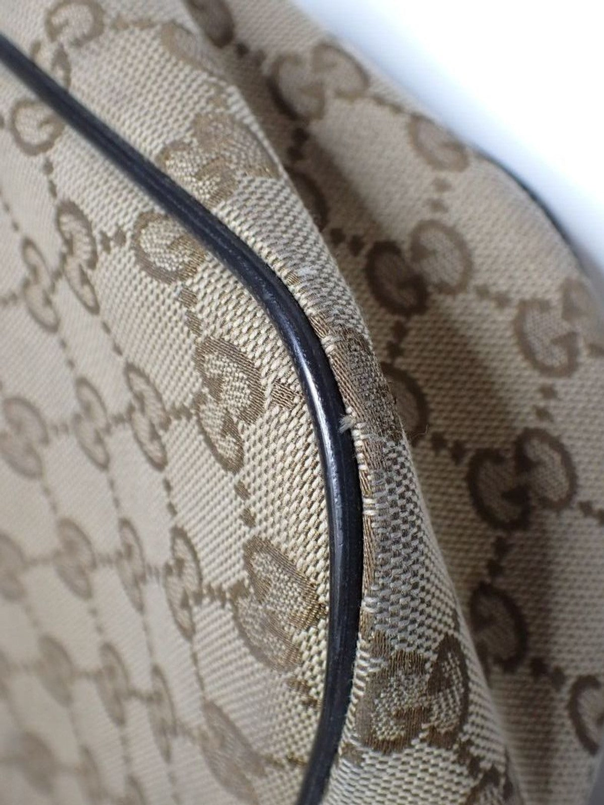 Gucci Crossbody Bag