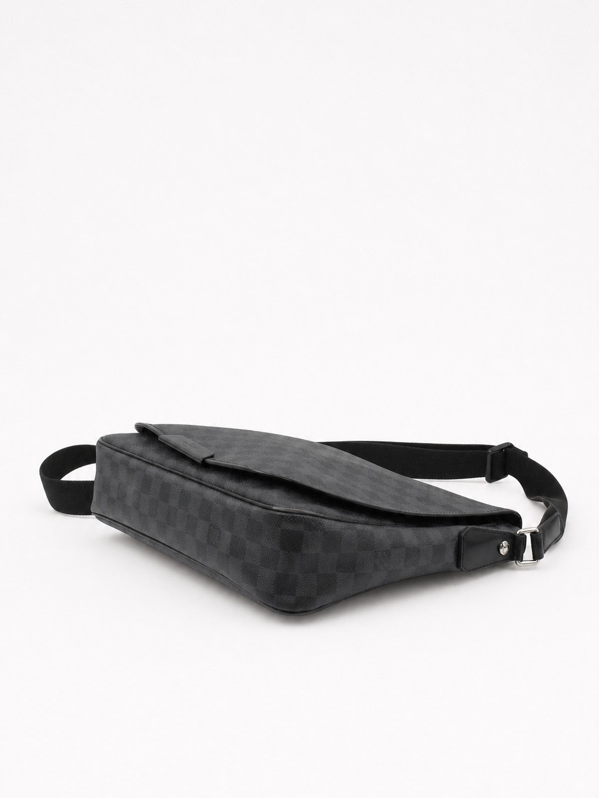 Louis Vuitton Daniel MM