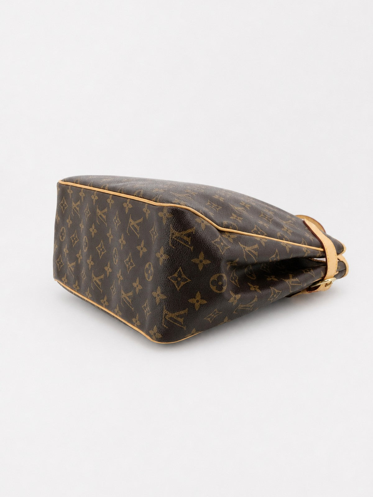 Louis Vuitton Batignolles Vertical MM