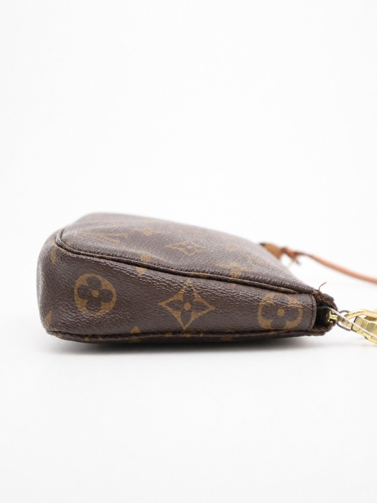Louis Vuitton Accessories Pochette