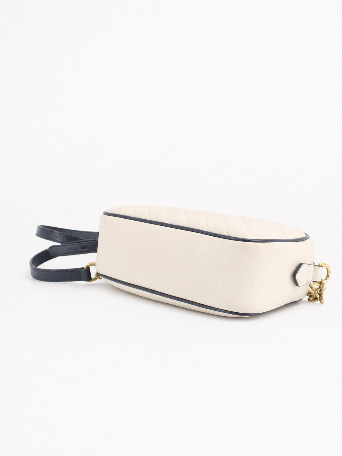 Gucci Marmont Camera